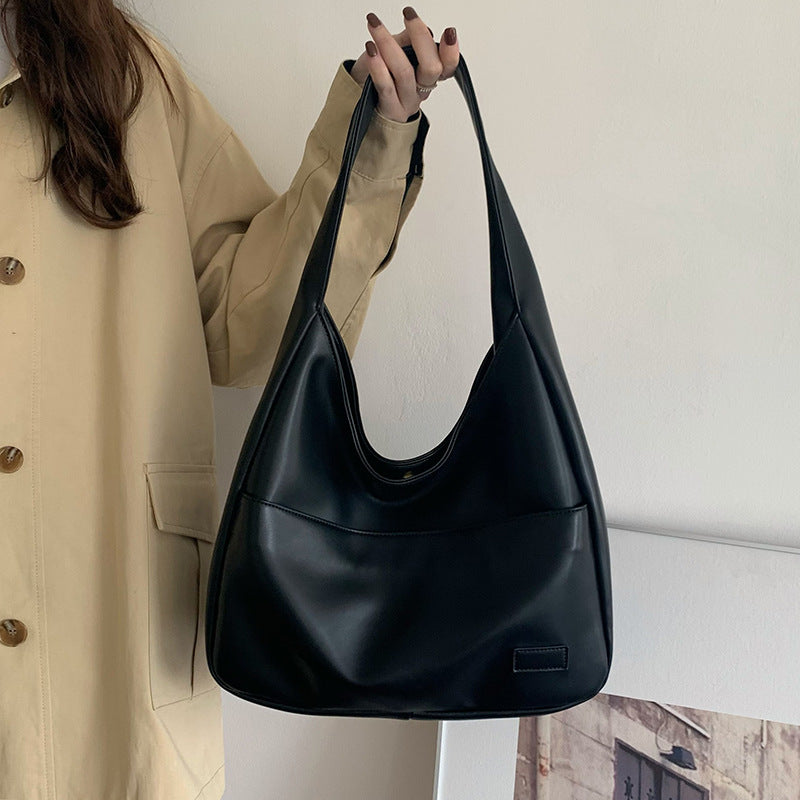 Lilya | Hobo Shoulder Bag