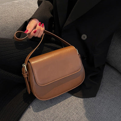 Luna™ - Elegant Leather Bag With Handmade Details