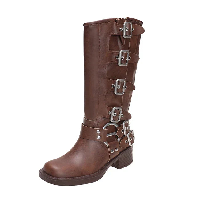 Riza - Retro brown boots with belt buckle